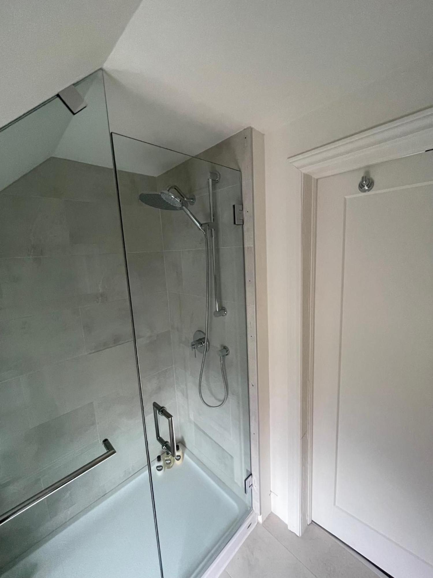 Welcome To The Flats Hotel North Suite Wellington Eksteriør billede